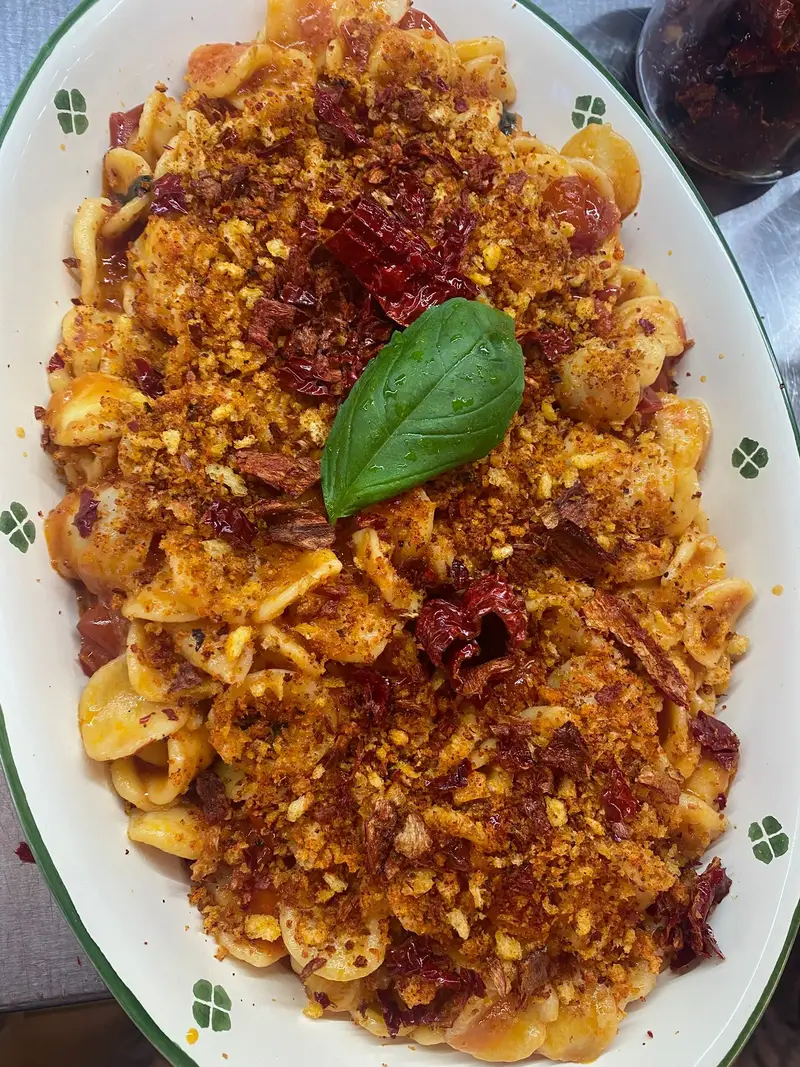 Cavatelli con peperoni cruschi